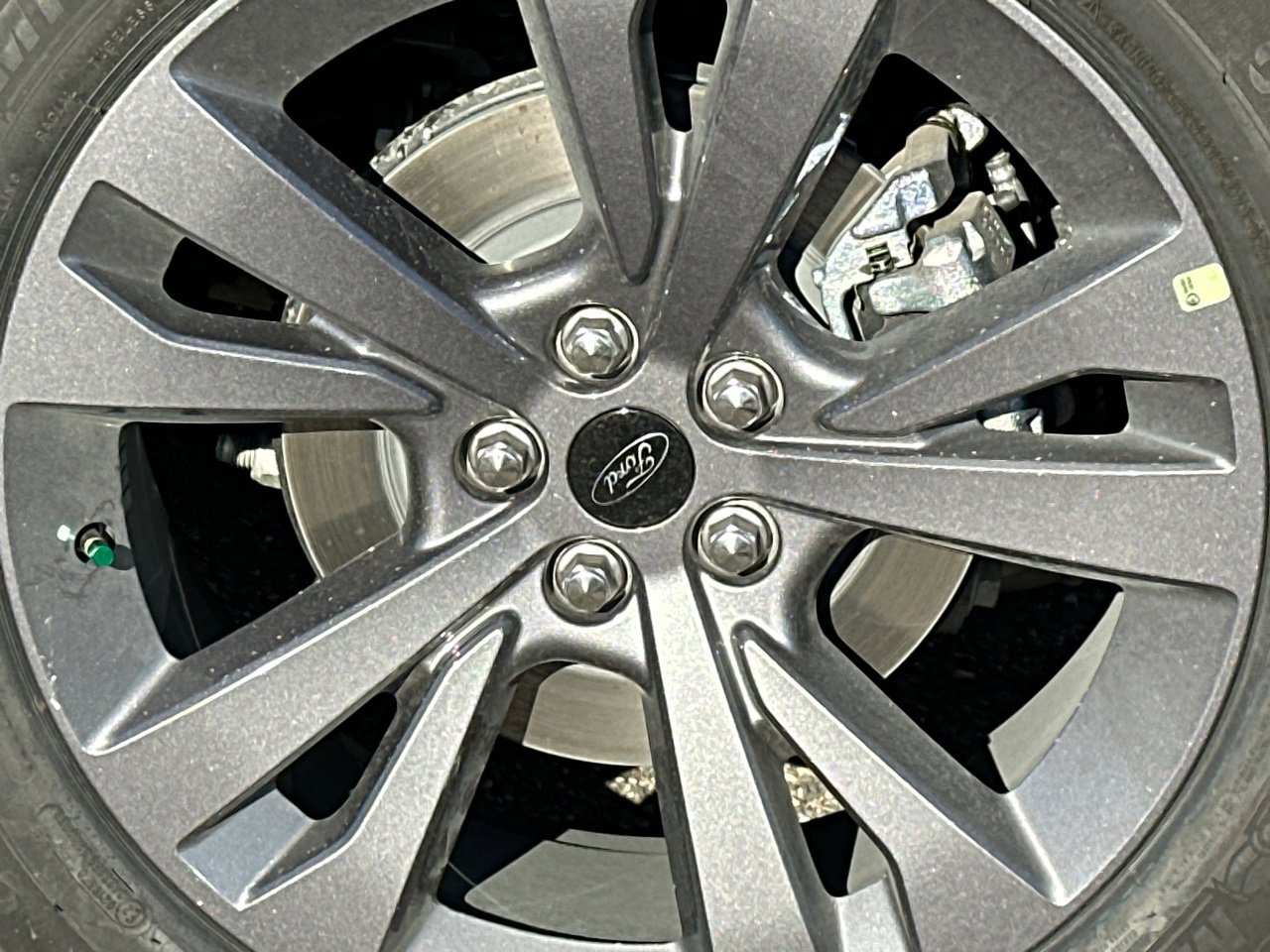 New 2026 Ford Explorer Active w/ Active Comfort Package image 5