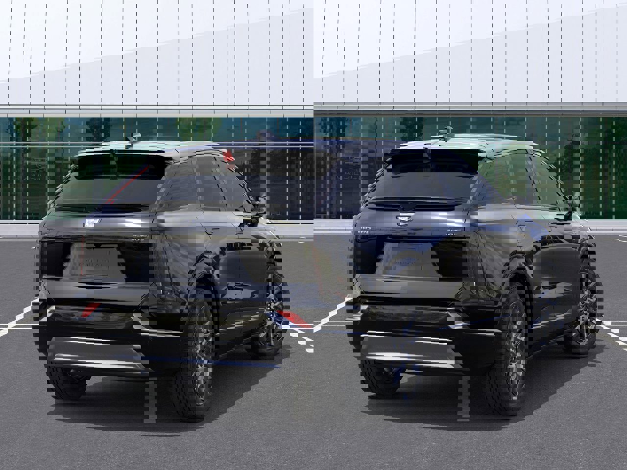 New 2026 Cadillac Optiq Luxury 1 image 4