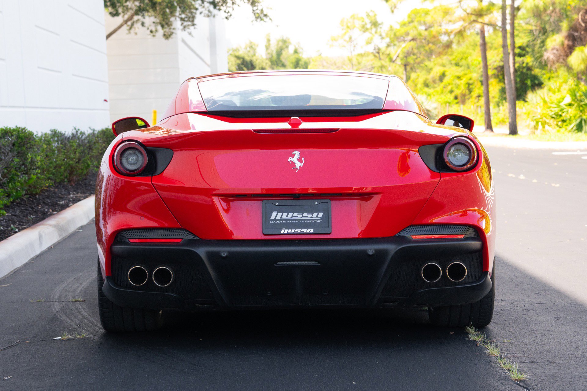 Used 2023 Ferrari Portofino M RWD image 3