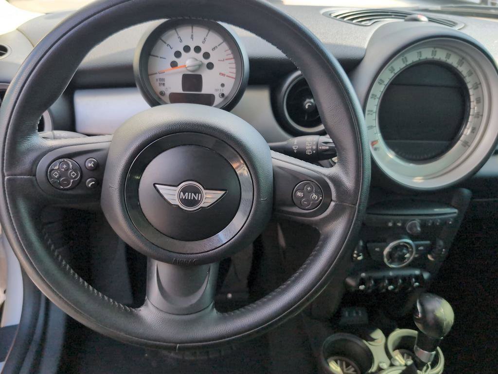 Used 2013 MINI Cooper Hardtop FWD image 18