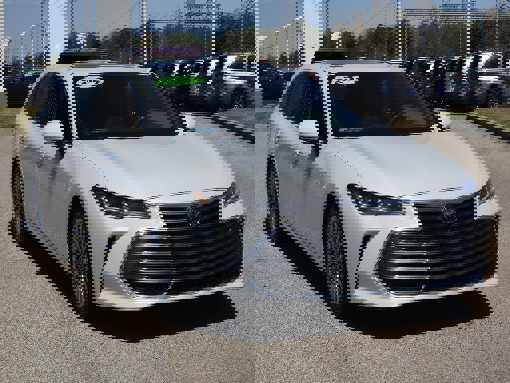 Used 2019 Toyota Avalon Limited w/ Advanced Safety Package image 24