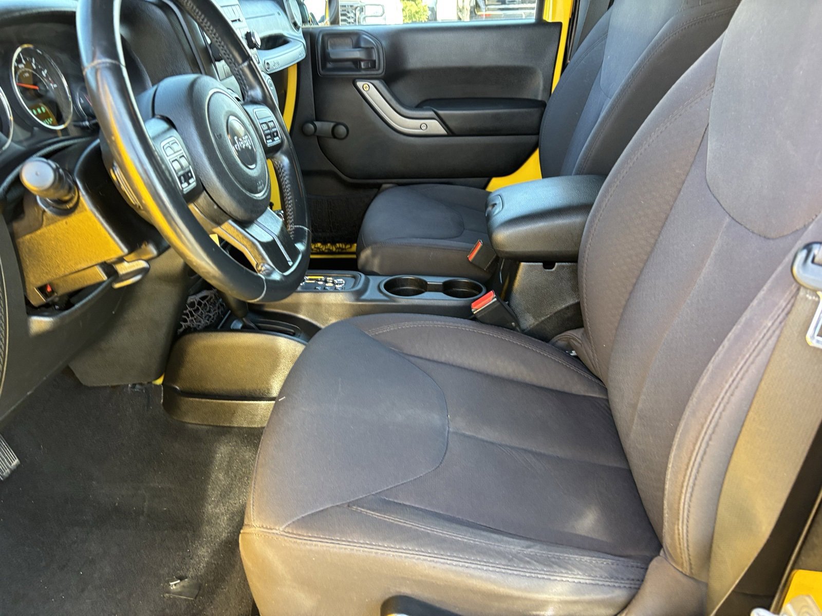 Used 2015 Jeep Wrangler Sport image 17