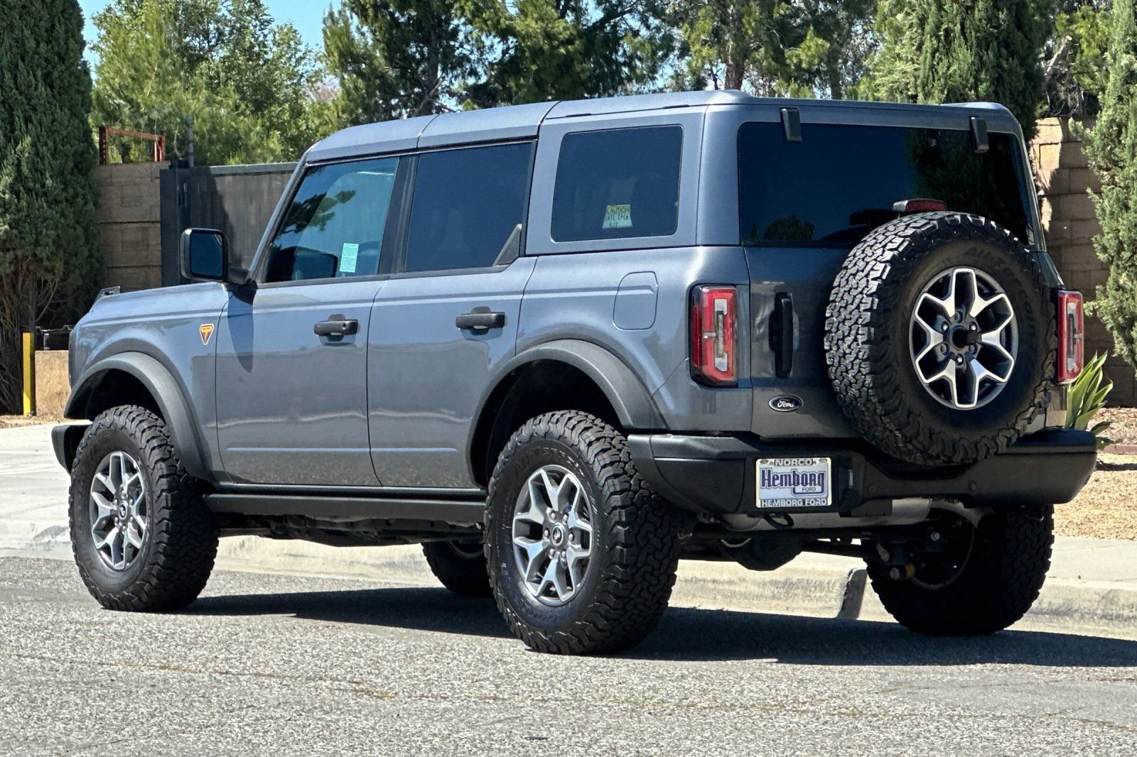 Used 2025 Ford Bronco Badlands AWD/4WD image 6