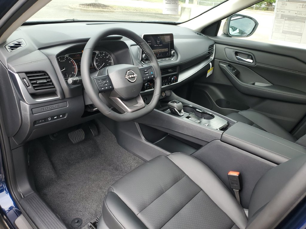 New 2026 Nissan Rogue Dark Armor FWD image 22