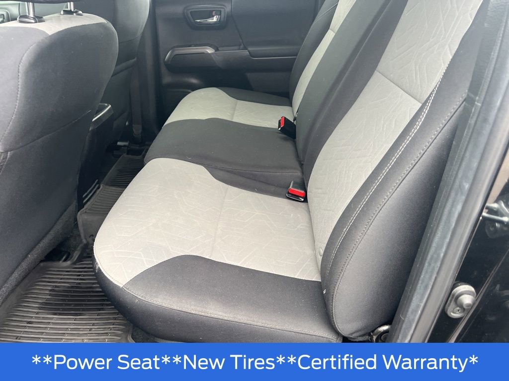 Used 2023 Toyota Tacoma TRD Off-Road image 45