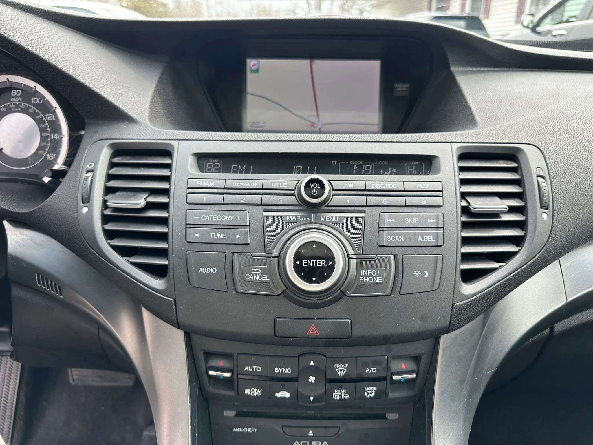 Used 2011 Acura TSX Special Edition image 22