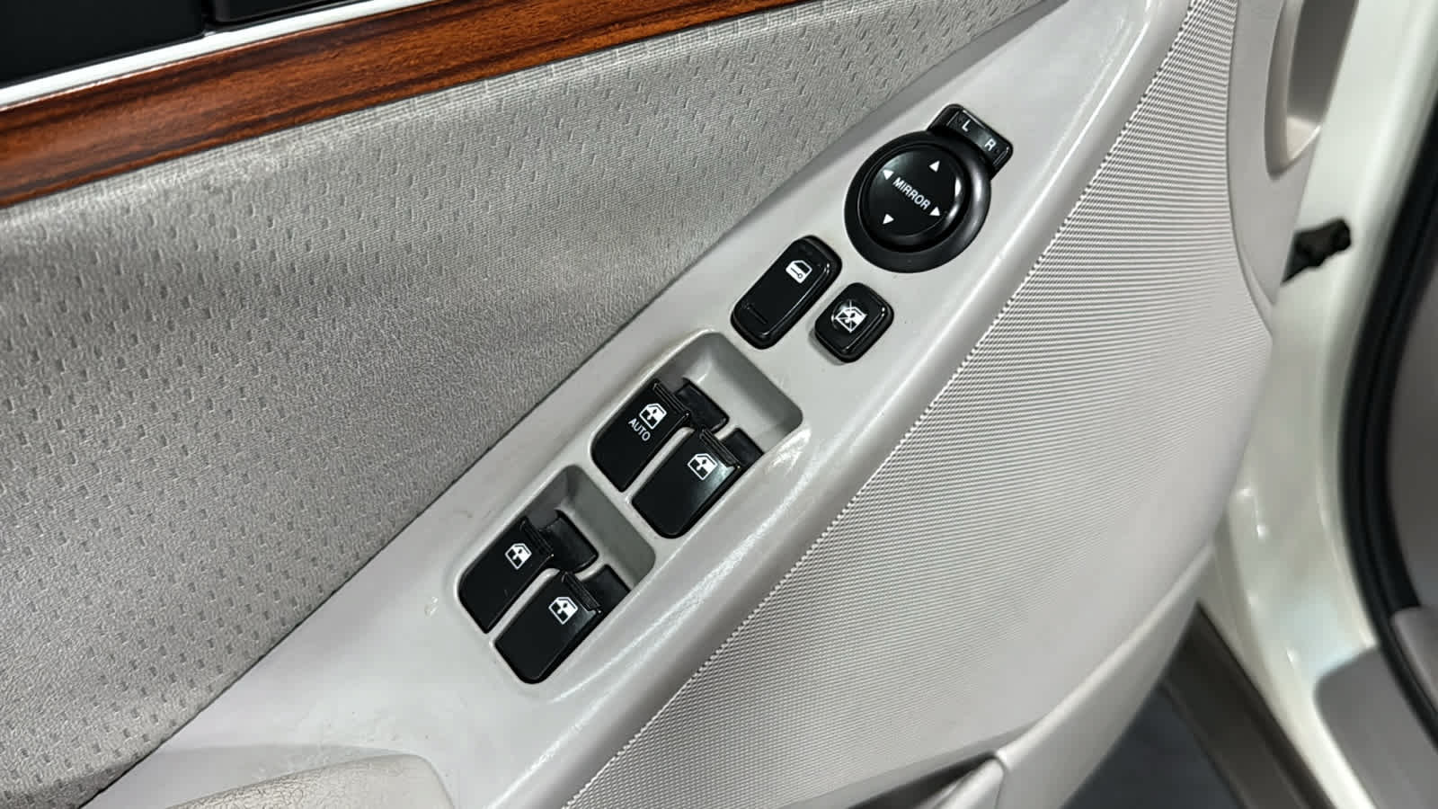 Used 2010 Hyundai Veracruz GLS AWD/4WD image 20