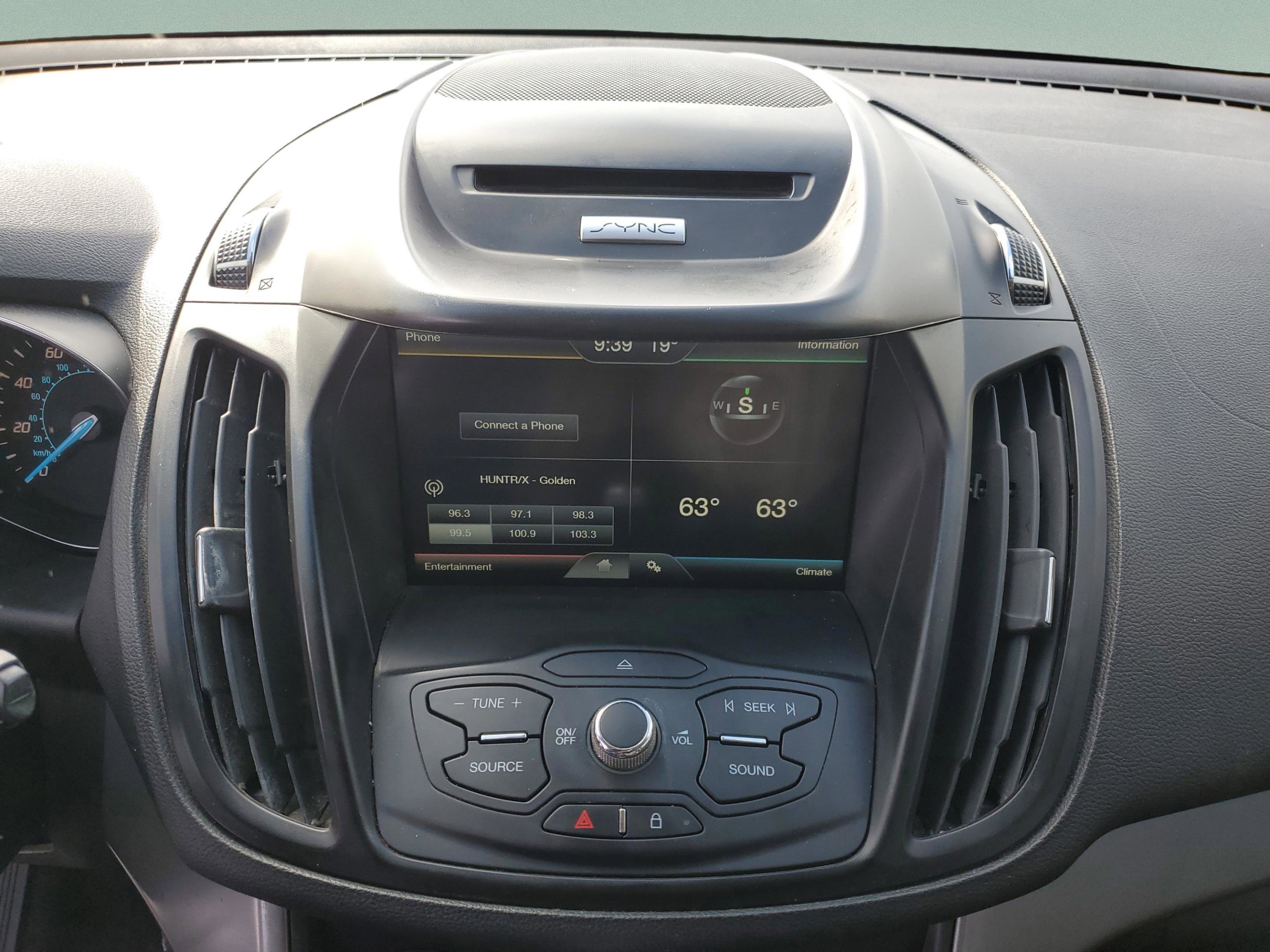 Used 2015 Ford Escape SE w/ Equipment Group 201A image 28