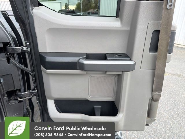 Used 2016 Ford F150 XLT w/ Equipment Group 301A Mid image 29