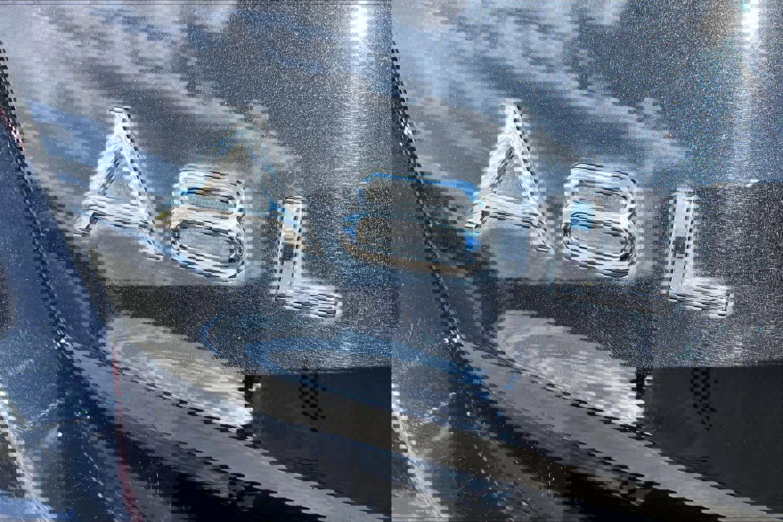 Used 2014 Audi A8 L 3.0T w/ Premium Package image 9