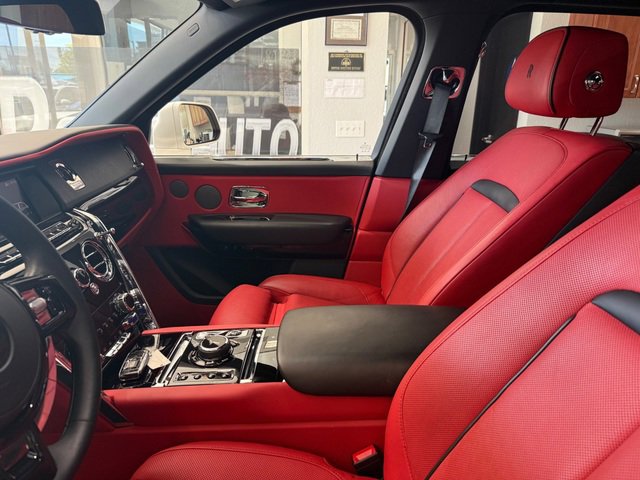 Used 2019 Rolls-Royce Cullinan AWD/4WD image 19