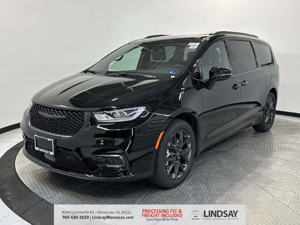 New 2026 Chrysler Pacifica Select w/ S Appearance Package FWD image 4