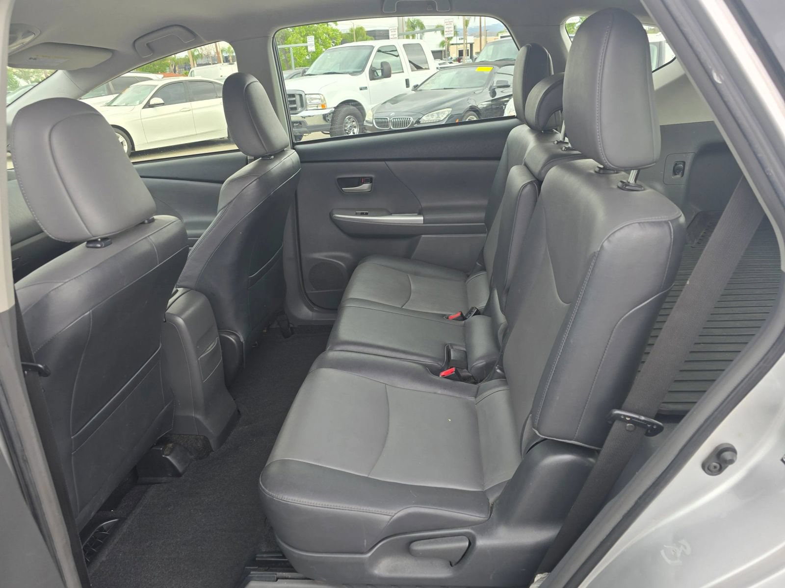 Used 2012 Toyota Prius V Five FWD image 12