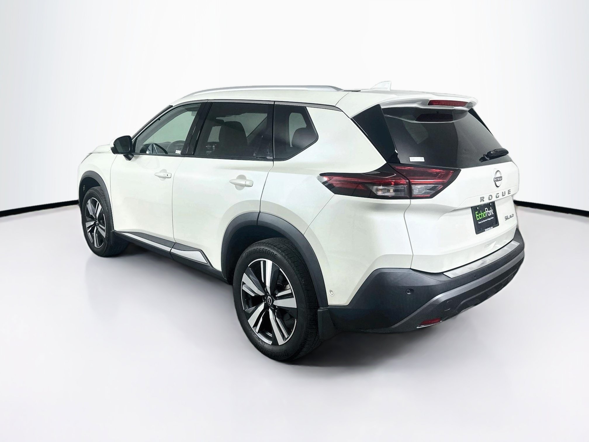 Used 2023 Nissan Rogue SL w/ SL Premium Package AWD/4WD image 5