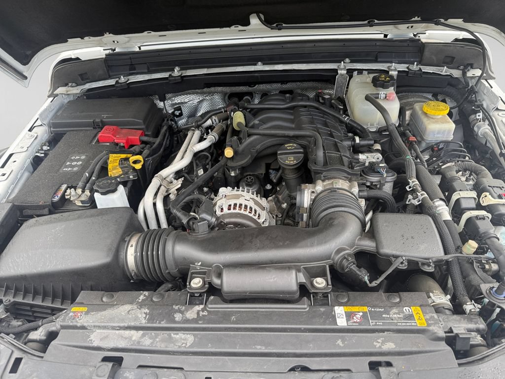 Used 2024 Jeep Wrangler Unlimited Rubicon AWD/4WD image 20