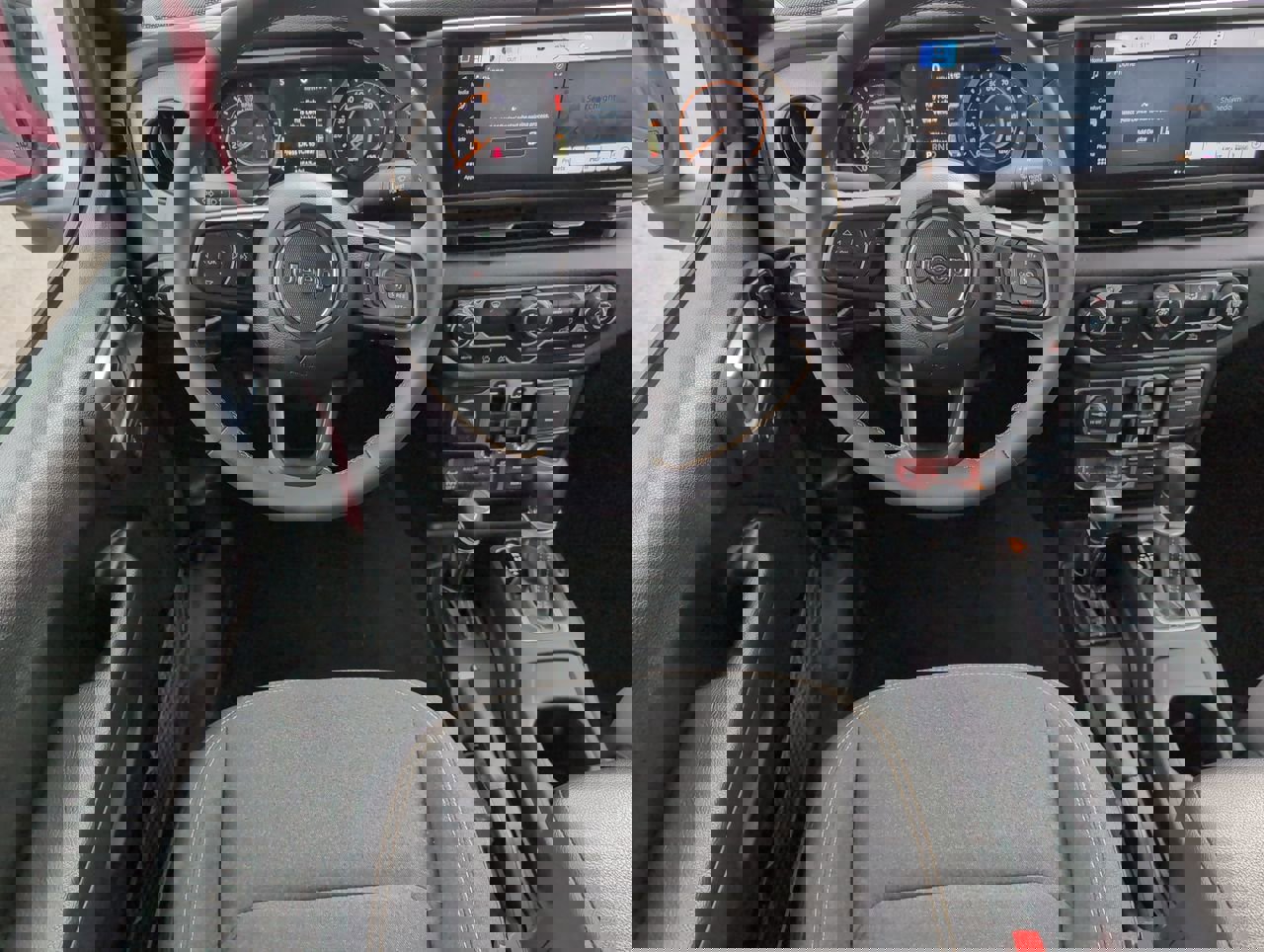 Used 2024 Jeep Gladiator Sport image 13