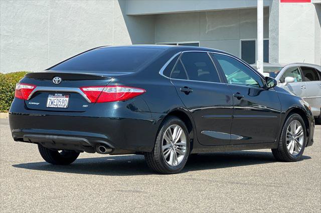 Certified 2017 Toyota Camry SE FWD image 2