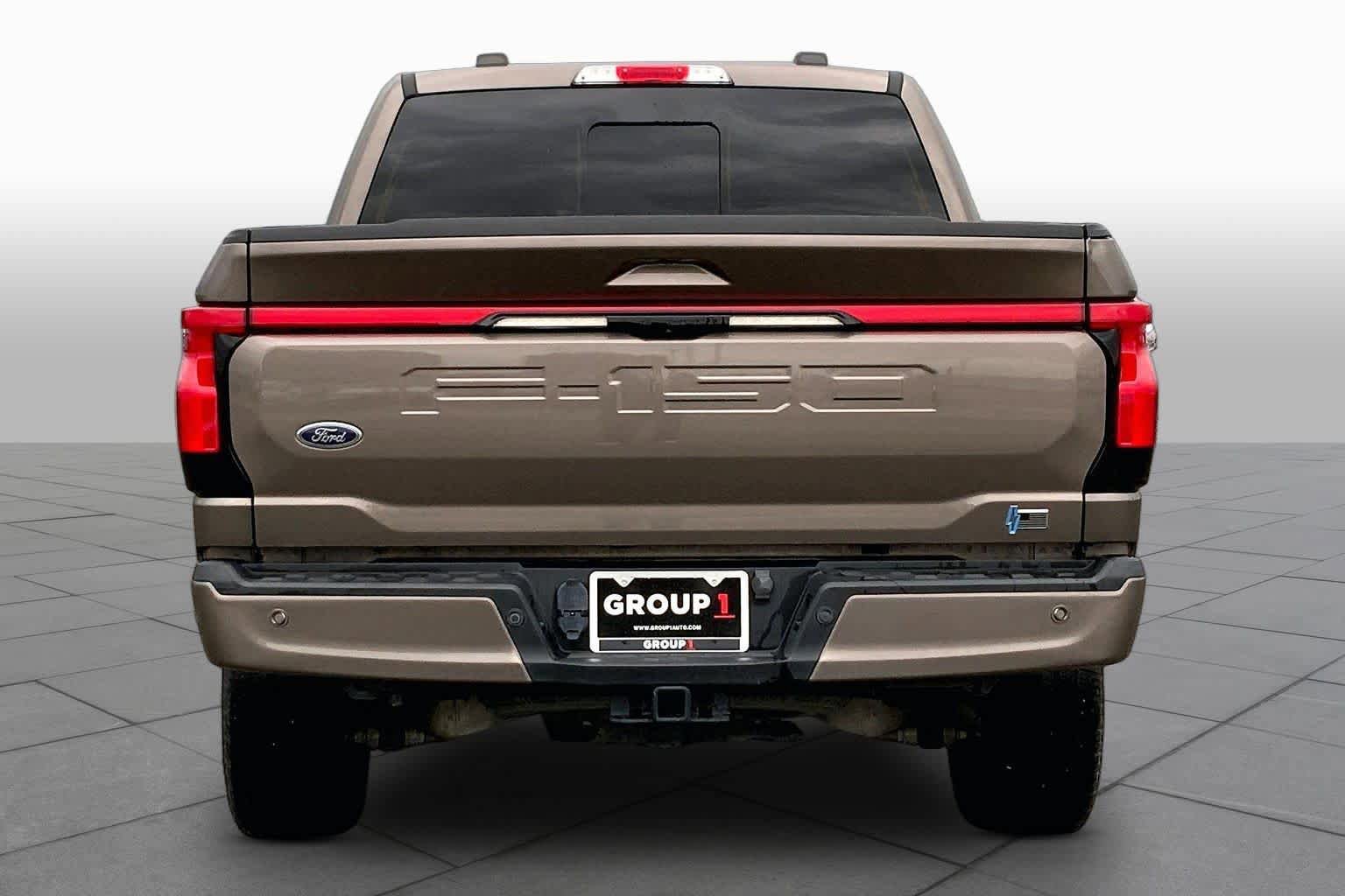 Used 2023 Ford F150 Lightning Platinum AWD/4WD image 4