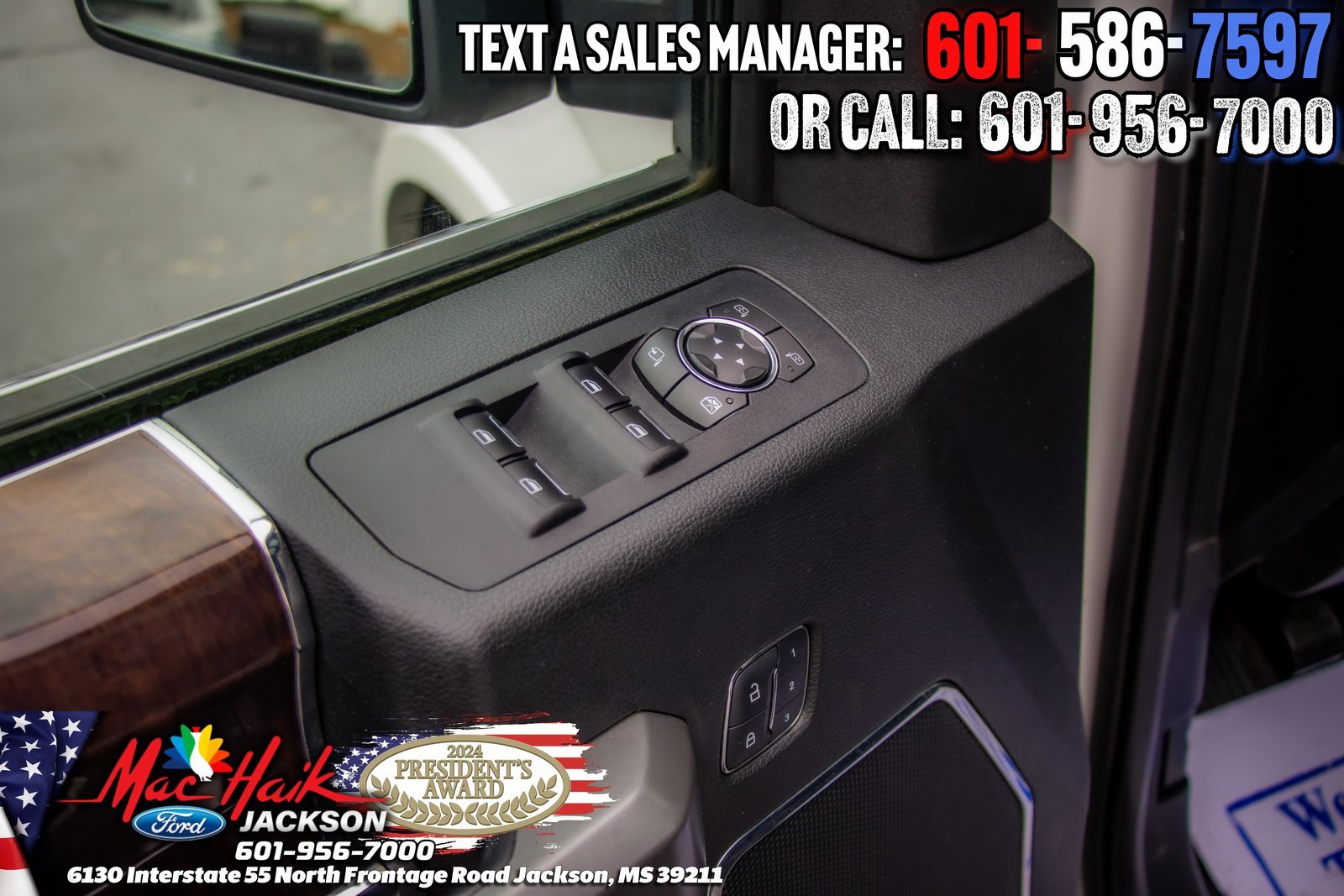 Used 2015 Ford F150 Platinum w/ Equipment Group 701A Luxury image 15