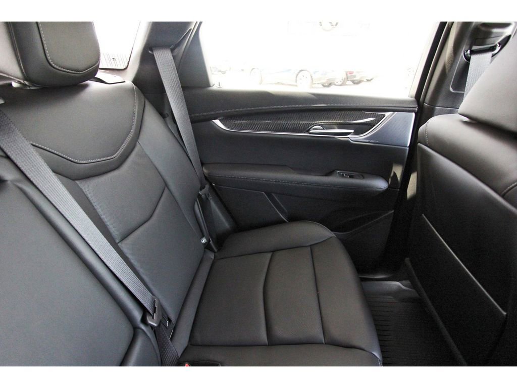 New 2024 Cadillac XT5 Sportv w/ Technology Package image 11