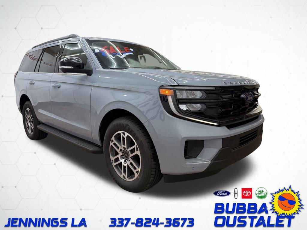 New 2025 Ford Expedition Active image 8