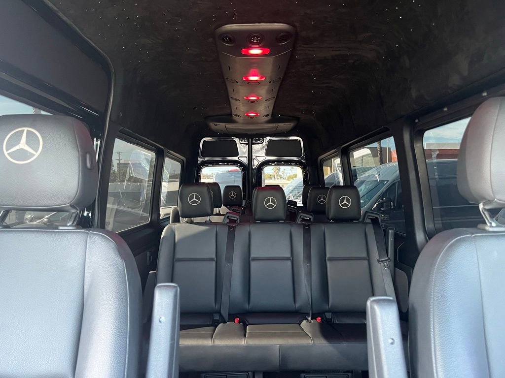 Used 2024 Mercedes-Benz Sprinter 2500 image 17