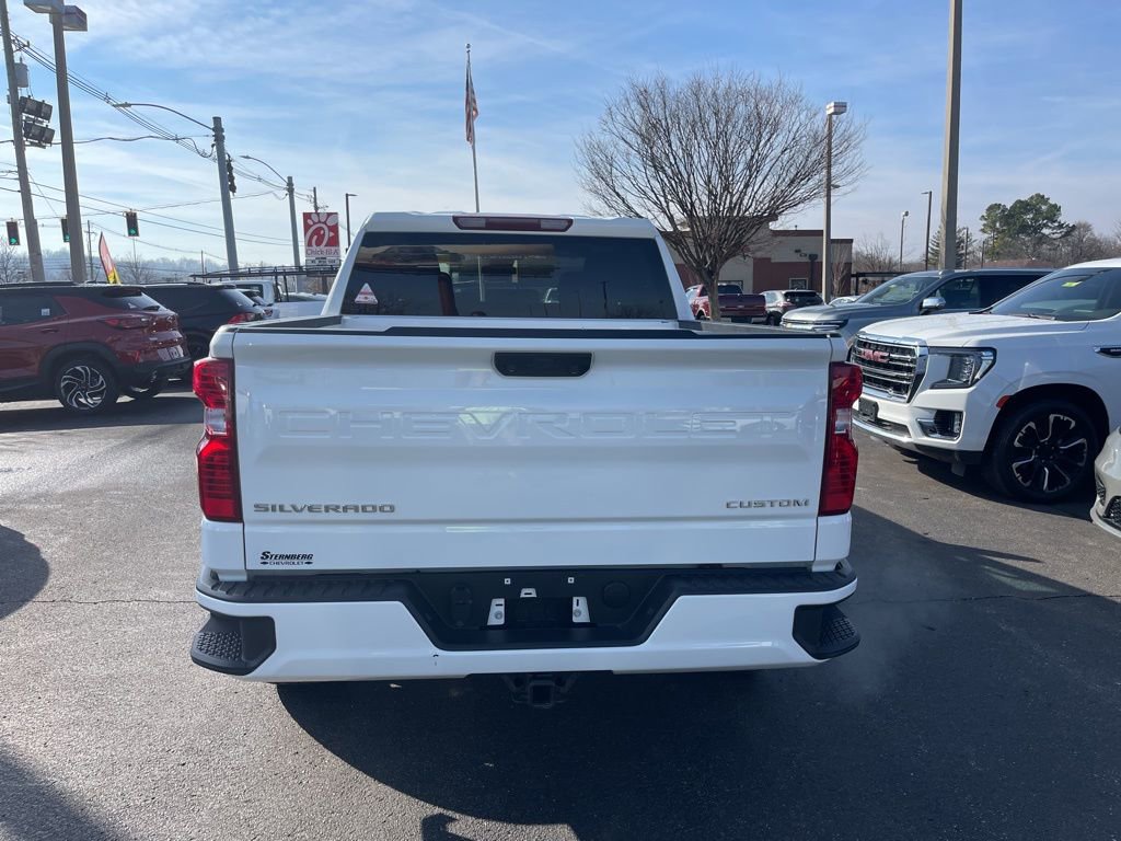 Used 2023 Chevrolet Silverado 1500 Custom image 13