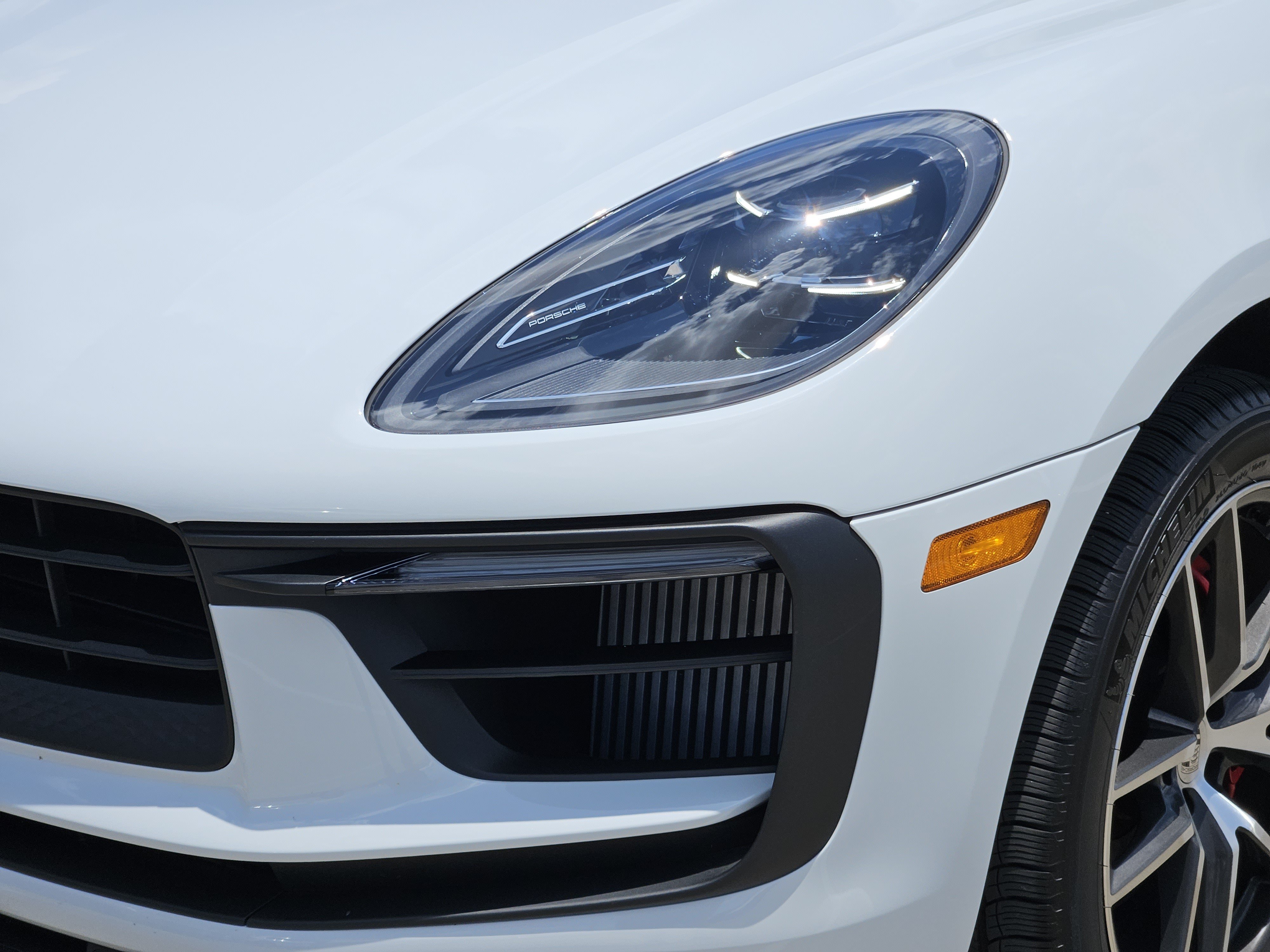 Certified 2026 Porsche Macan S AWD/4WD image 12