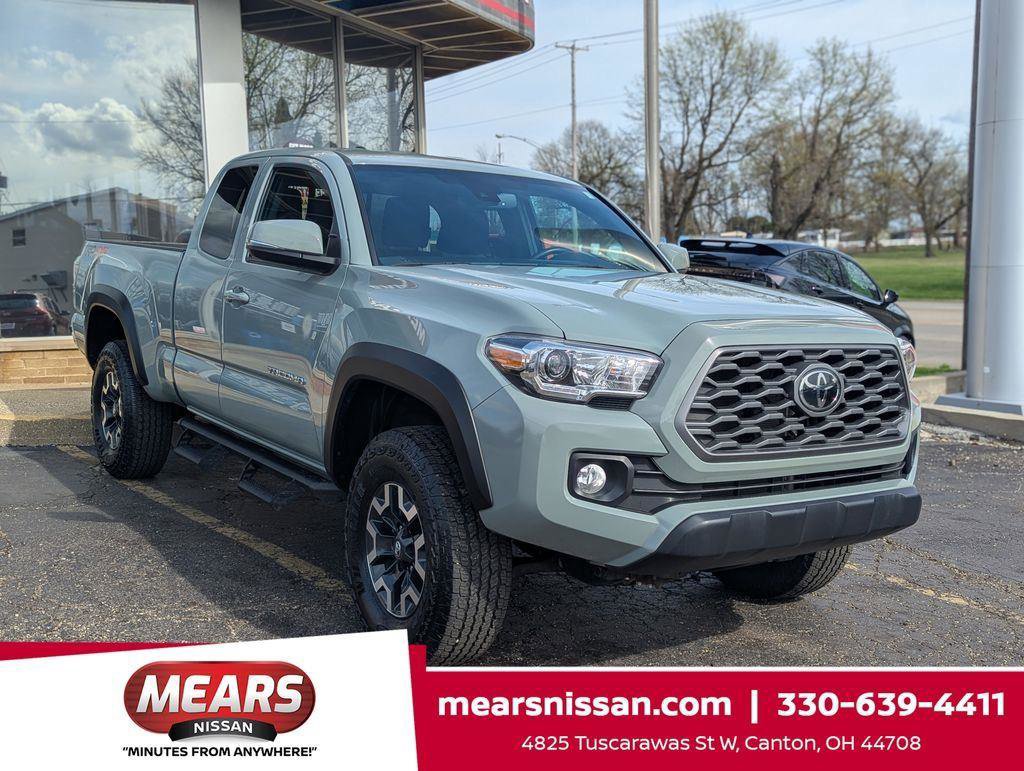 Used 2023 Toyota Tacoma TRD Off-Road w/ TRD Premium Off Road Package image 1