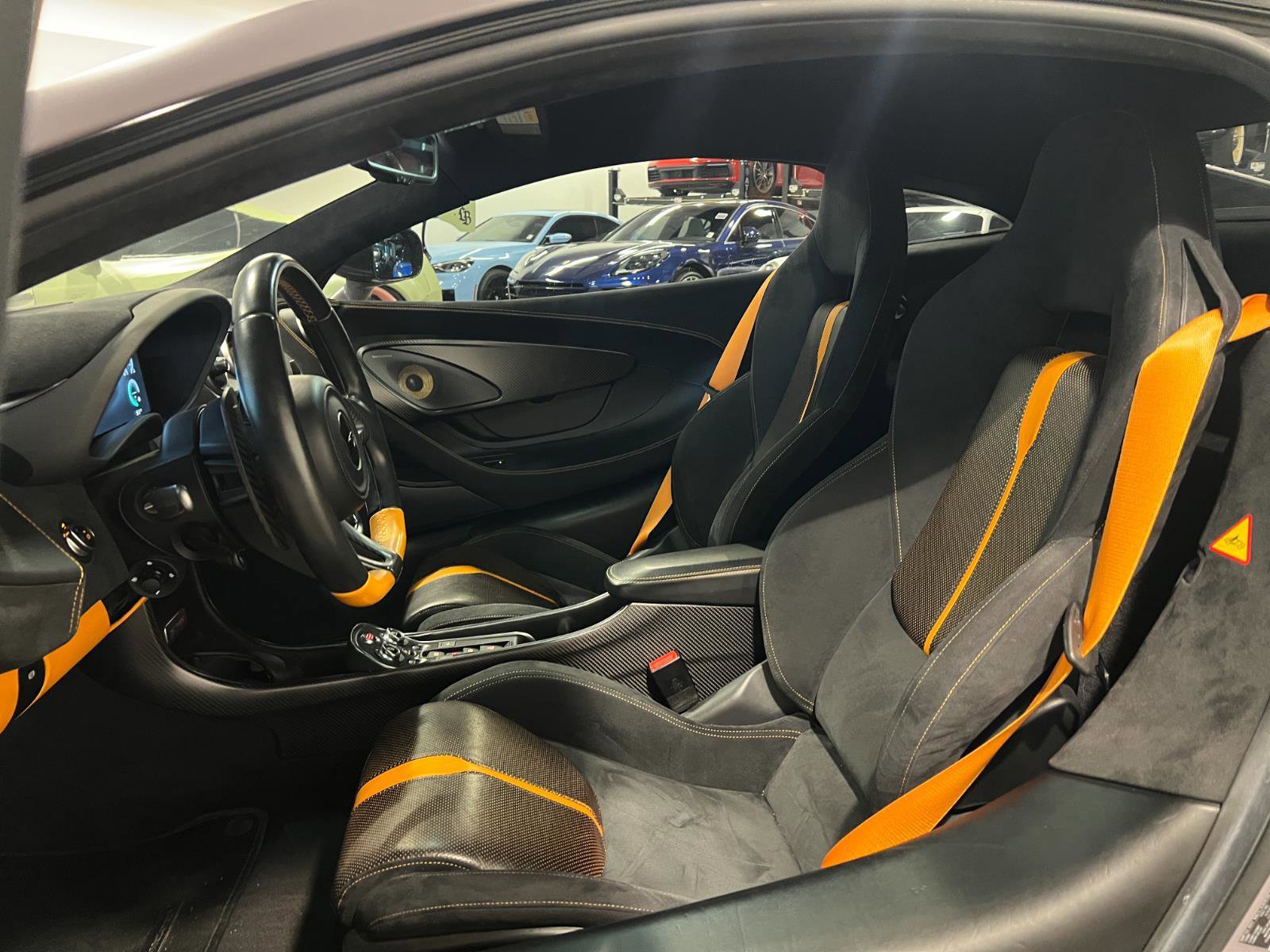 Used 2017 McLaren 570S Coupe image 10