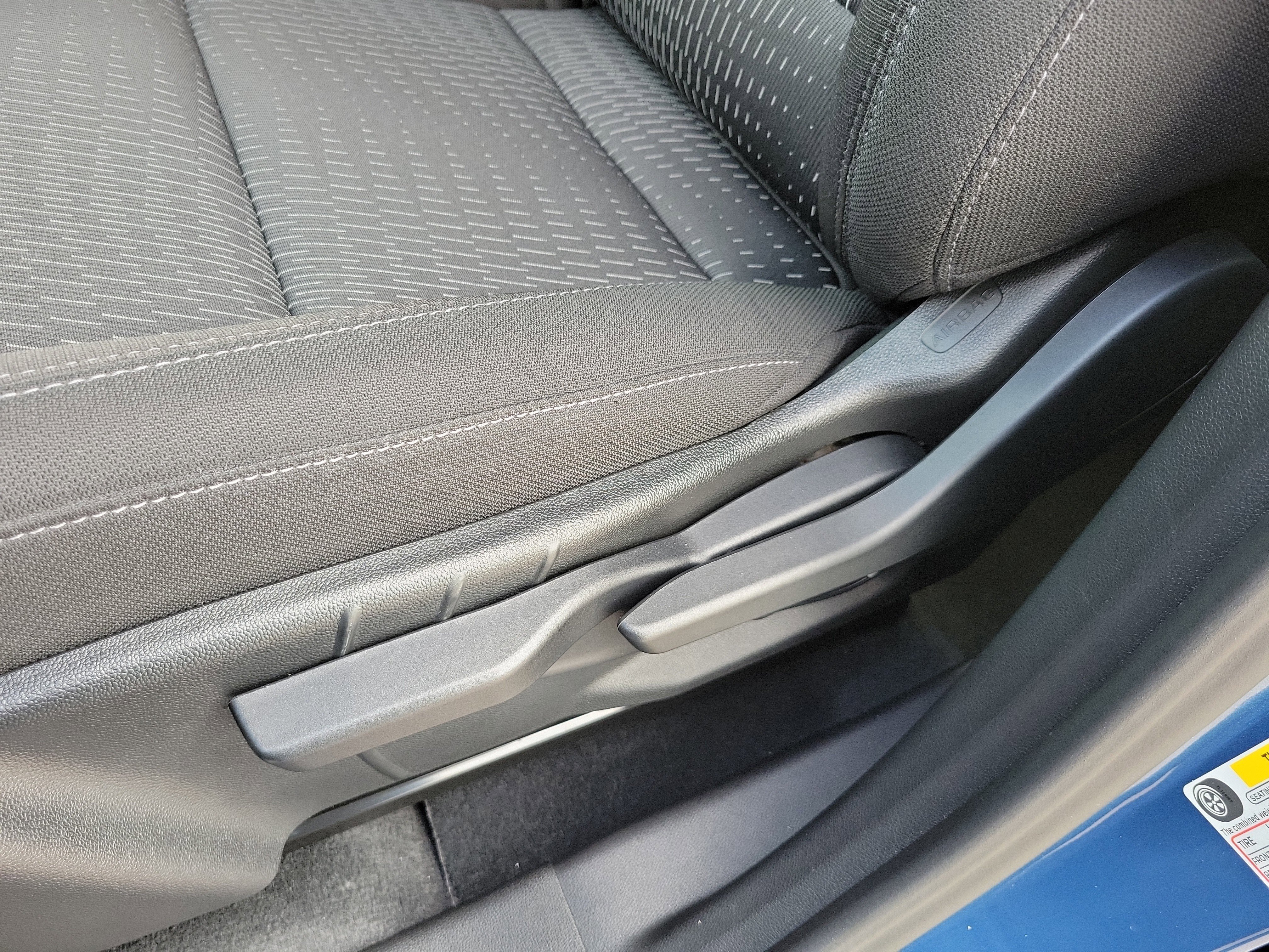 Used 2026 Chevrolet Equinox LT FWD image 12