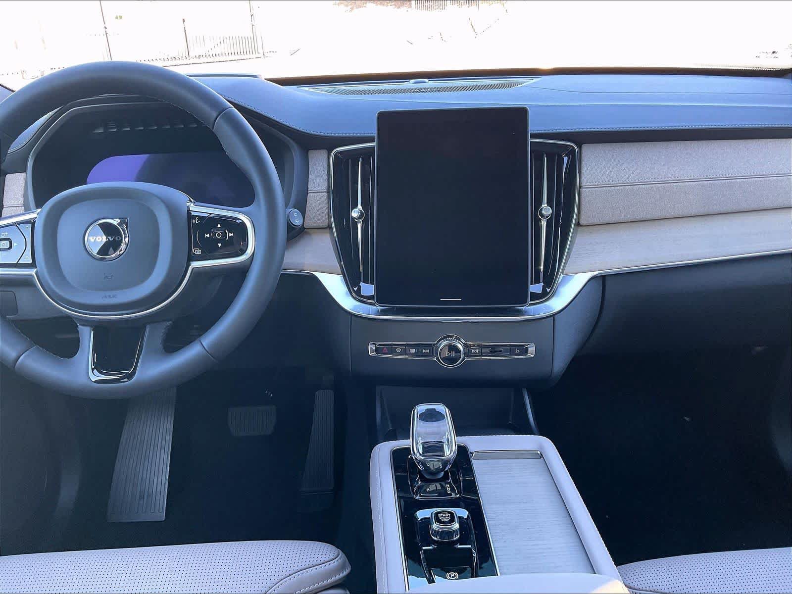 New 2027 Volvo XC90 B6 Ultra AWD/4WD image 9
