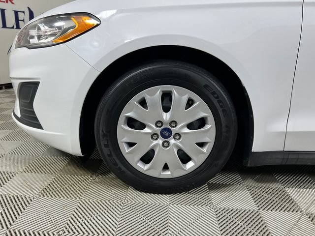 Used 2020 Ford Fusion S FWD image 24