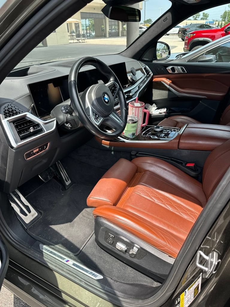 Used 2023 BMW X7 xDrive40i w/ Executive Package AWD/4WD image 8