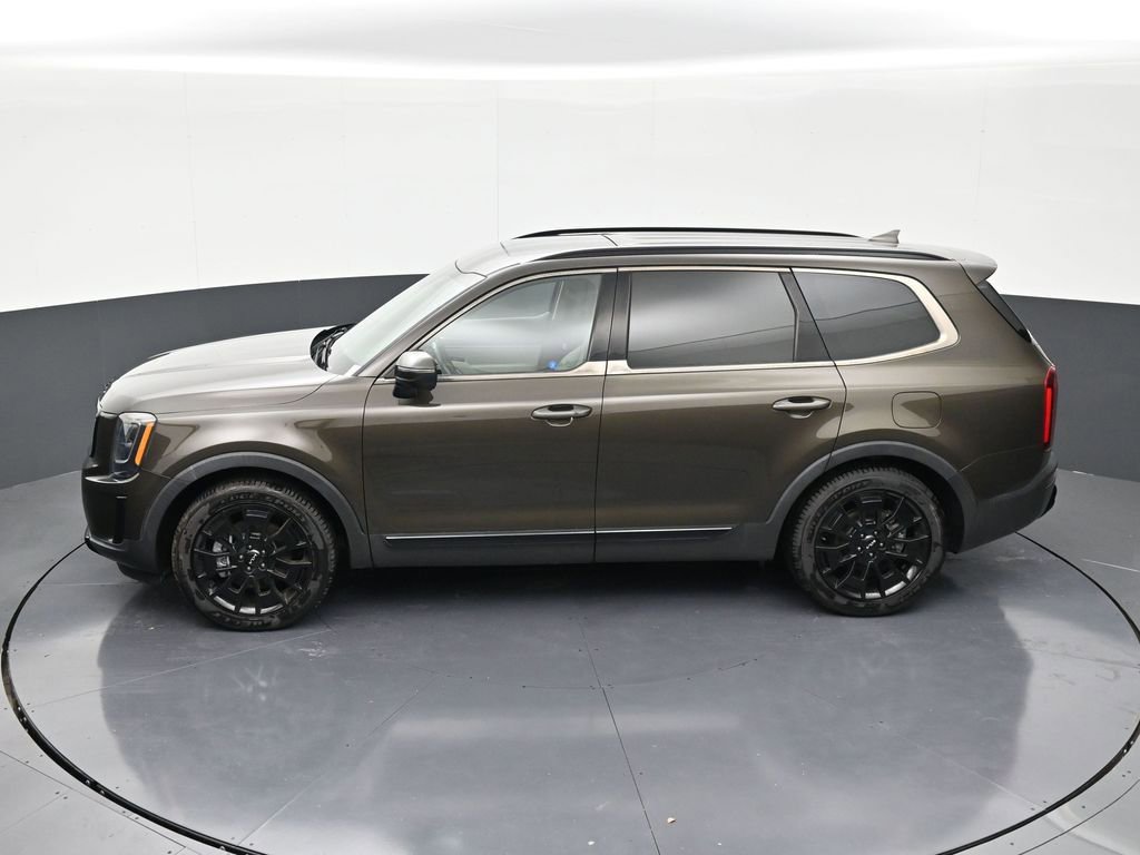 Used 2022 Kia Telluride EX w/ EX Premium Package image 13