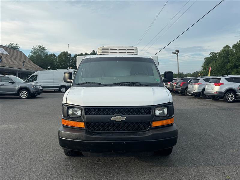 Used 2014 Chevrolet Express 3500 RWD image 3