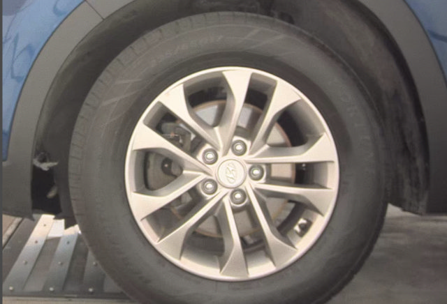 Used 2020 Hyundai Santa Fe SE AWD/4WD image 9