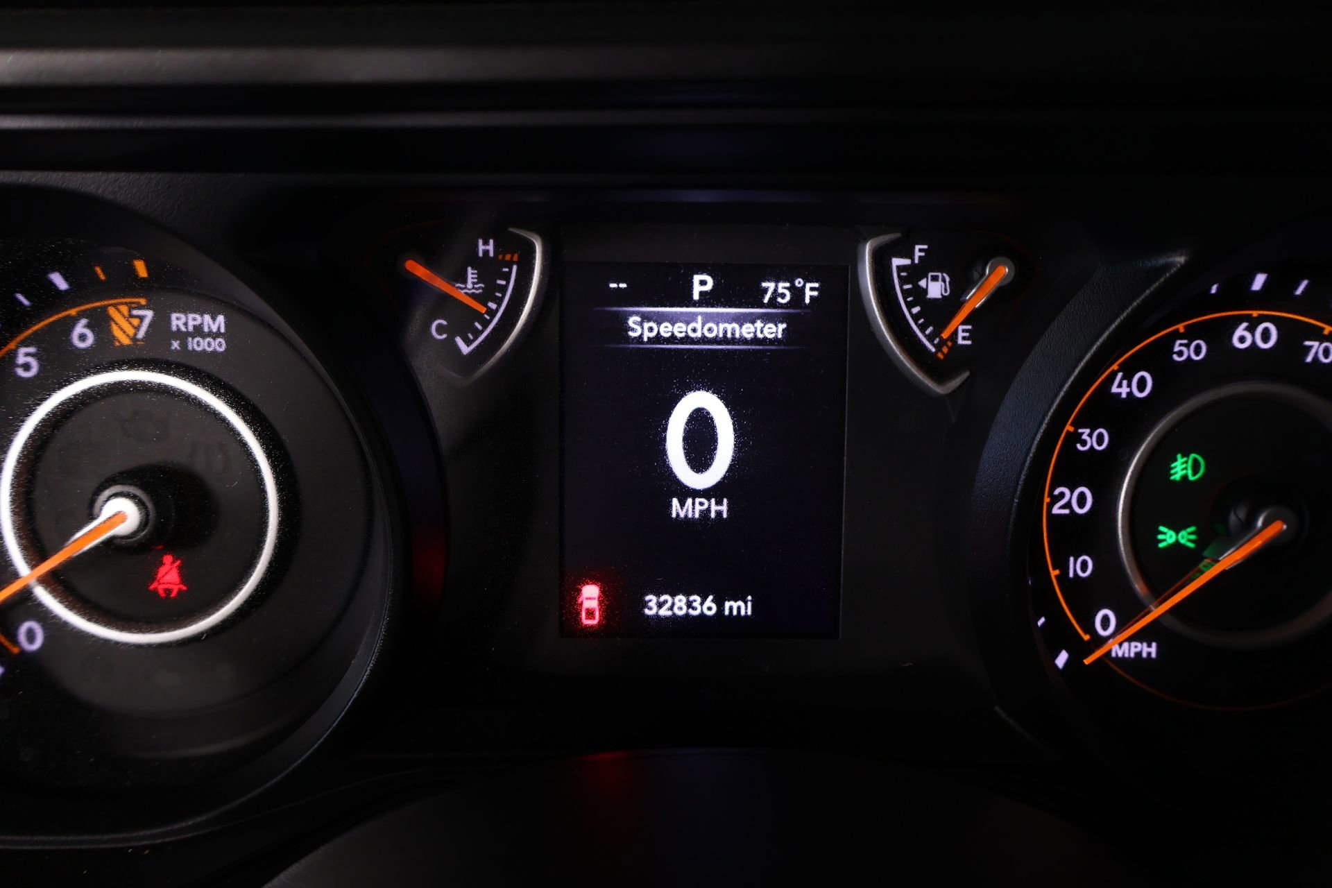 Used 2024 Jeep Gladiator Sport image 4