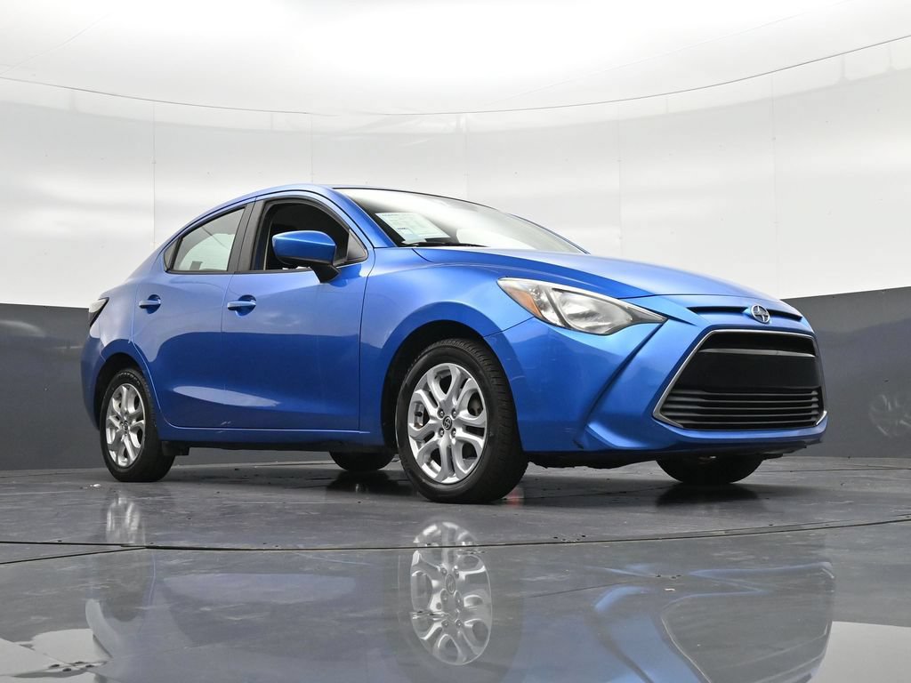 Used 2016 Scion iA FWD image 31