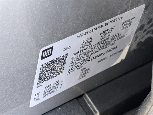 Used 2022 Chevrolet Suburban LT w/ Luxury Package image 31