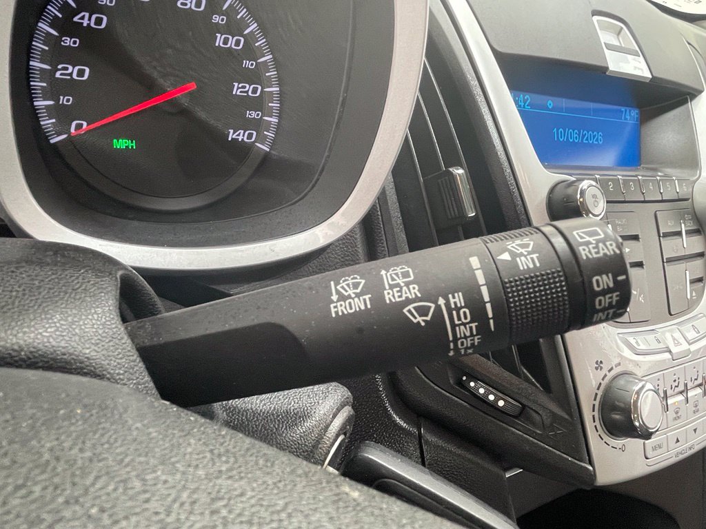 Used 2015 Chevrolet Equinox LS FWD image 27