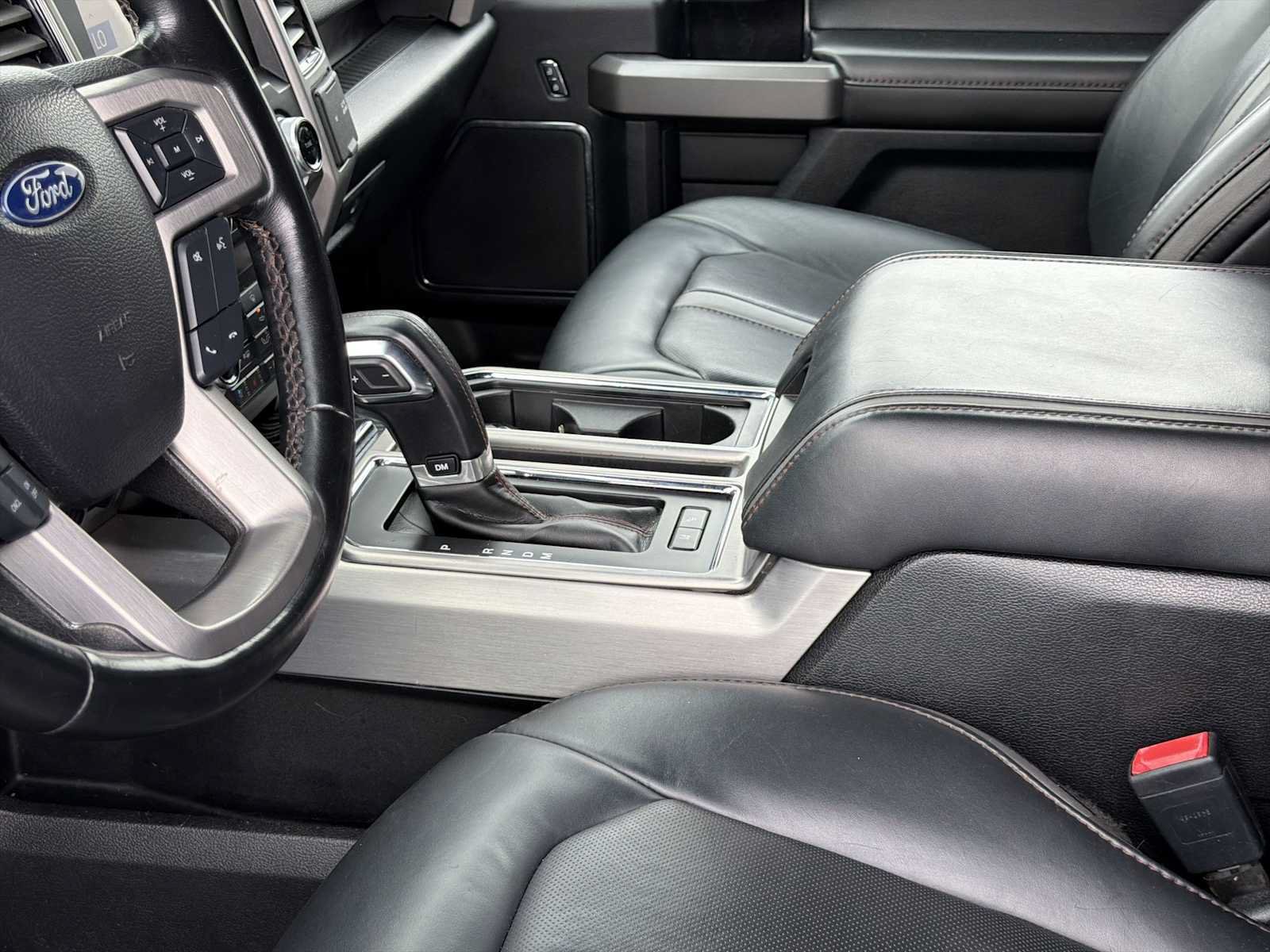 Used 2020 Ford F150 Platinum w/ Equipment Group 701A Luxury AWD/4WD image 19