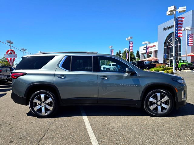 Used 2023 Chevrolet Traverse LT w/ LT Premium Package image 7