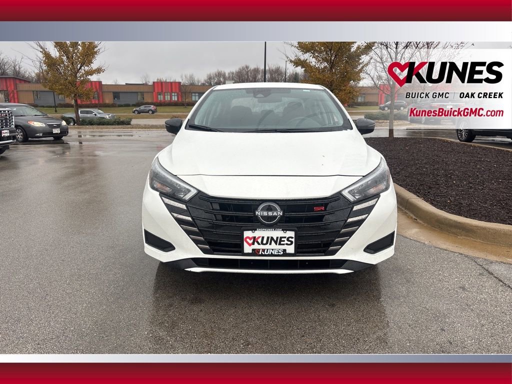 Used 2024 Nissan Versa SR image 3