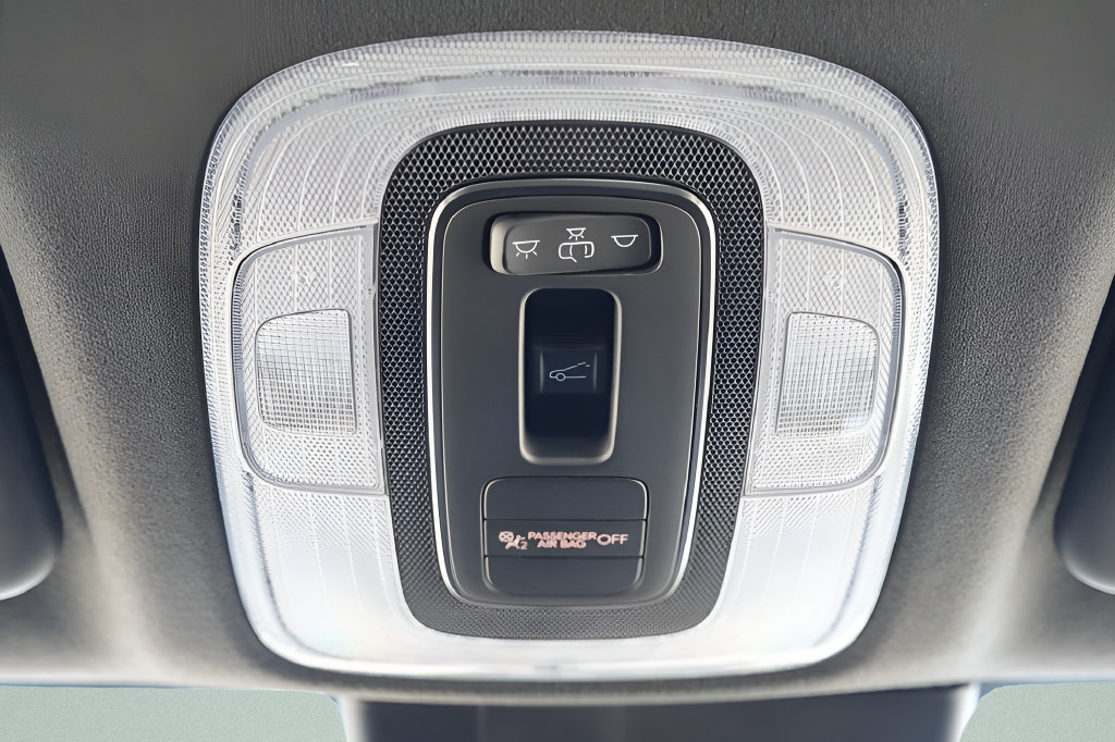 New 2026 Hyundai Elantra SEL Sport FWD image 17
