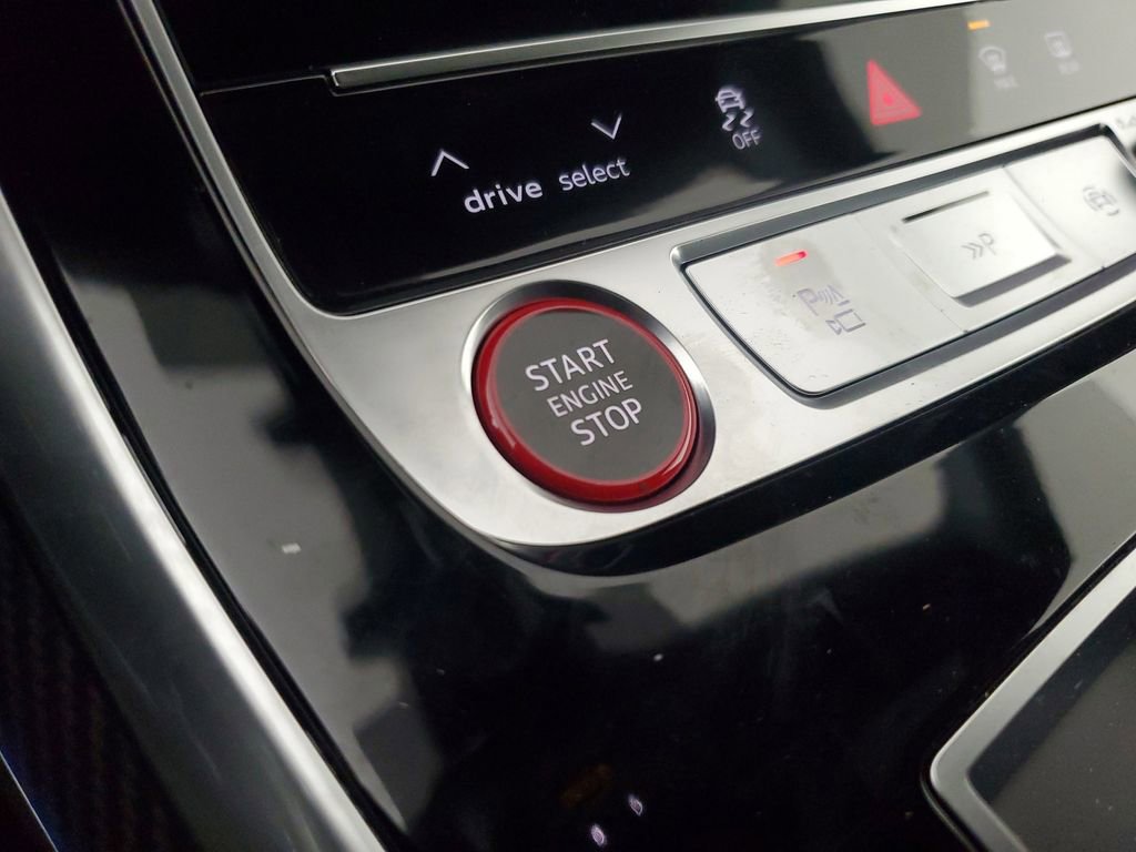 New 2026 Audi RS Q8 performance AWD/4WD image 32