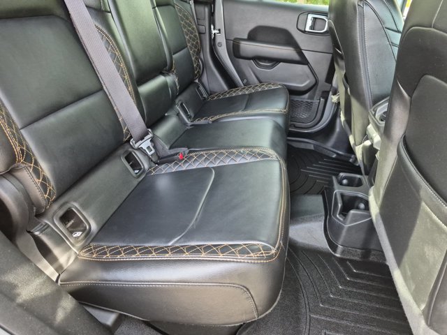 Used 2022 Jeep Gladiator Overland AWD/4WD image 26