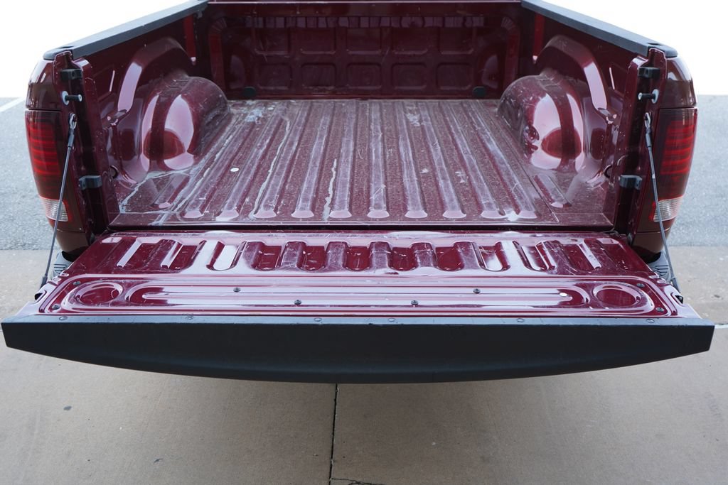 Used 2024 RAM 1500 Warlock AWD/4WD image 14