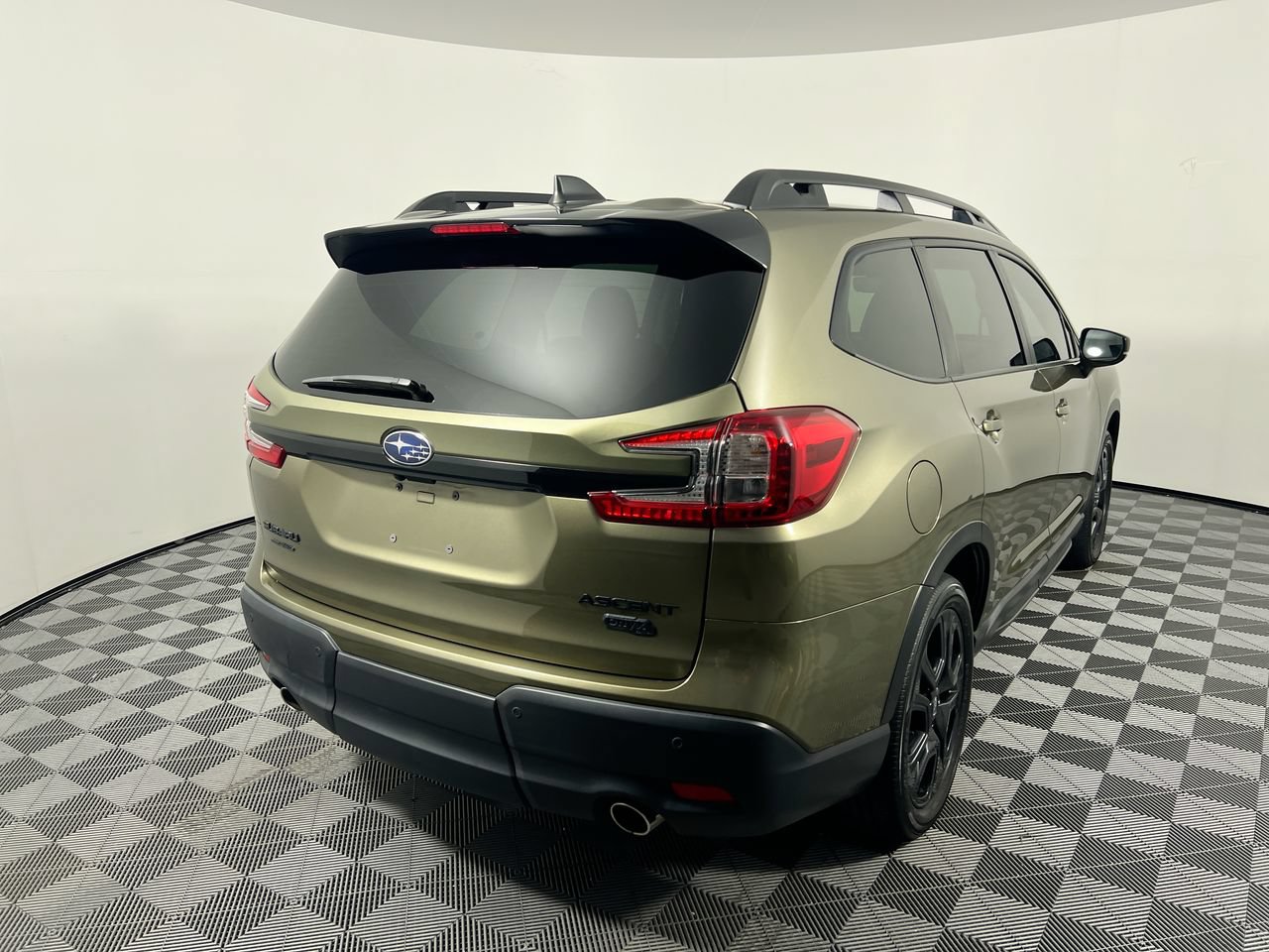 Used 2024 Subaru Ascent Onyx Edition AWD/4WD image 3