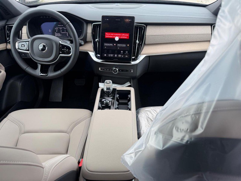 New 2026 Volvo XC90 T8 Plus w/ Protection Package AWD/4WD image 5